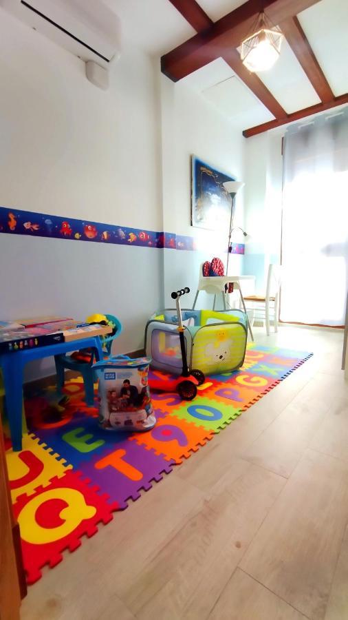 Casa Ideal Para Familias Con Patio Y 3 Banos Valencia Eksteriør bilde